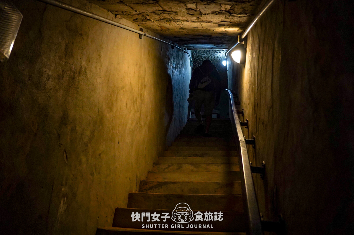 【澎湖 湖西鄉】龍門閉鎖陣地 x 參觀地底坑道 x 體驗機關槍 x 走訪摸黑炮彈坑道