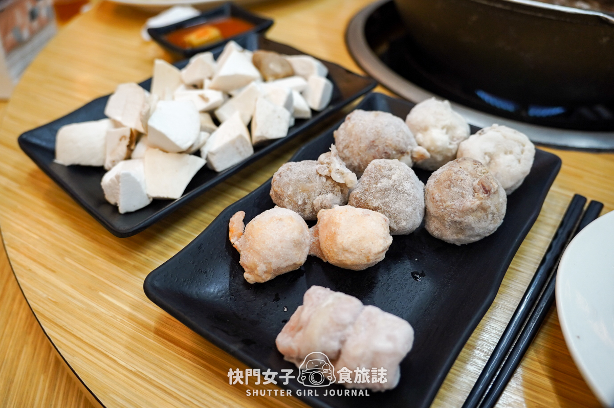 【彰化 溪湖鎮】阿秀羊肉爐 x 中藥羊肉湯頭 x 軟嫩羊三層肉 x 巨大羊龍骨 - 第26張圖 【彰化 溪湖鎮】阿秀羊肉爐 x 中藥羊肉湯頭 x 軟嫩羊三層肉 x 巨大羊龍骨