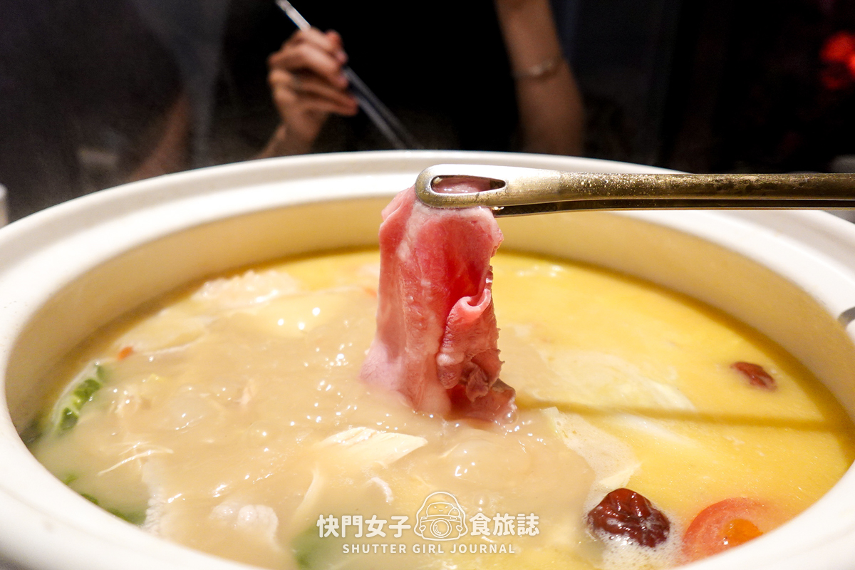 【台北大安區】如嬌花膠雞鍋物 x 沒有預定就吃不到的黃金花膠雞湯鍋 x 台北頂級雞湯 - 第28張圖 【台北大安區】如嬌花膠雞鍋物 x 沒有預定就吃不到的黃金花膠雞湯鍋 x 台北頂級雞湯