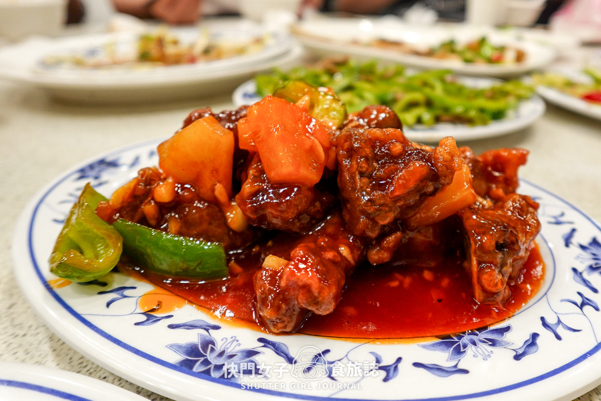【台北 大安區】忠南飯館 x 便宜台菜 x 梅乾扣肉 x 鯉魚湯 - 第28張圖 【台北 大安區】忠南飯館 x 便宜台菜 x 梅乾扣肉 x 鯉魚湯
