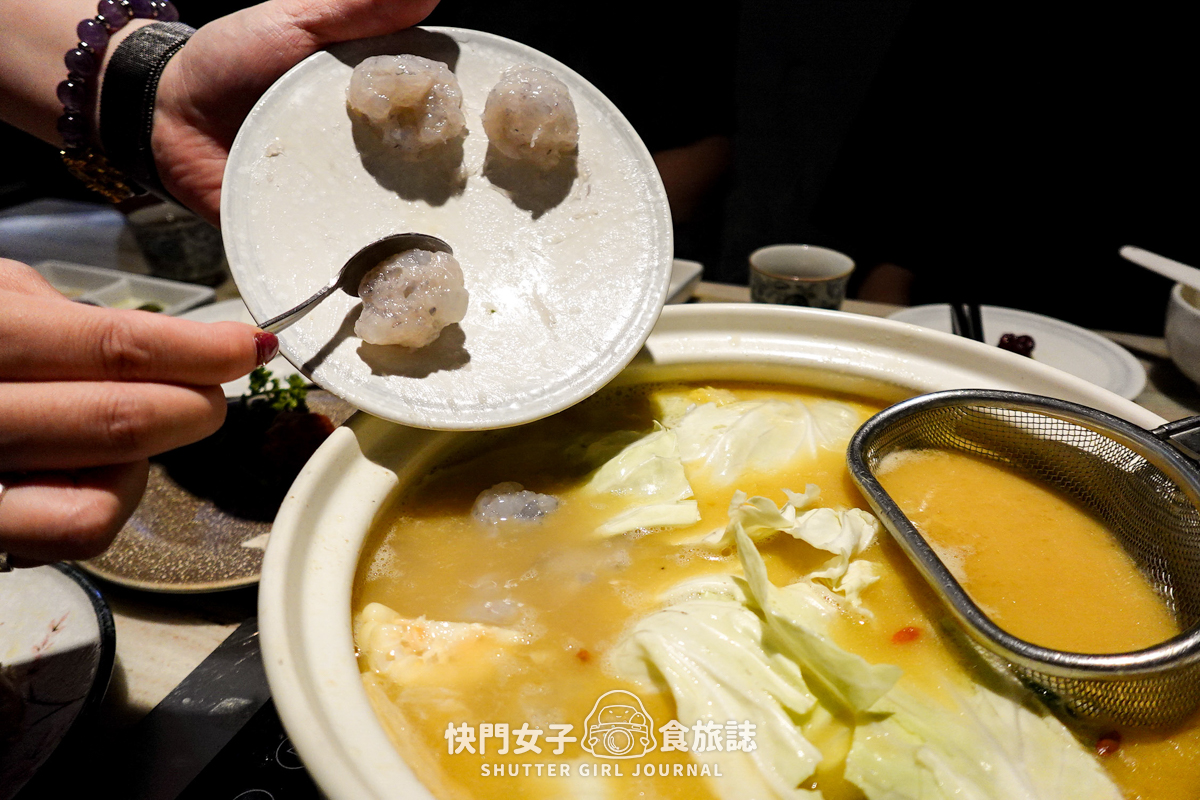 【台北大安區】如嬌花膠雞鍋物 x 沒有預定就吃不到的黃金花膠雞湯鍋 x 台北頂級雞湯 - 第33張圖 【台北大安區】如嬌花膠雞鍋物 x 沒有預定就吃不到的黃金花膠雞湯鍋 x 台北頂級雞湯