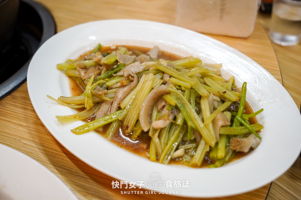 【彰化 溪湖鎮】阿秀羊肉爐 x 中藥羊肉湯頭 x 軟嫩羊三層肉 x 巨大羊龍骨 - 第34張圖 【彰化 溪湖鎮】阿秀羊肉爐 x 中藥羊肉湯頭 x 軟嫩羊三層肉 x 巨大羊龍骨