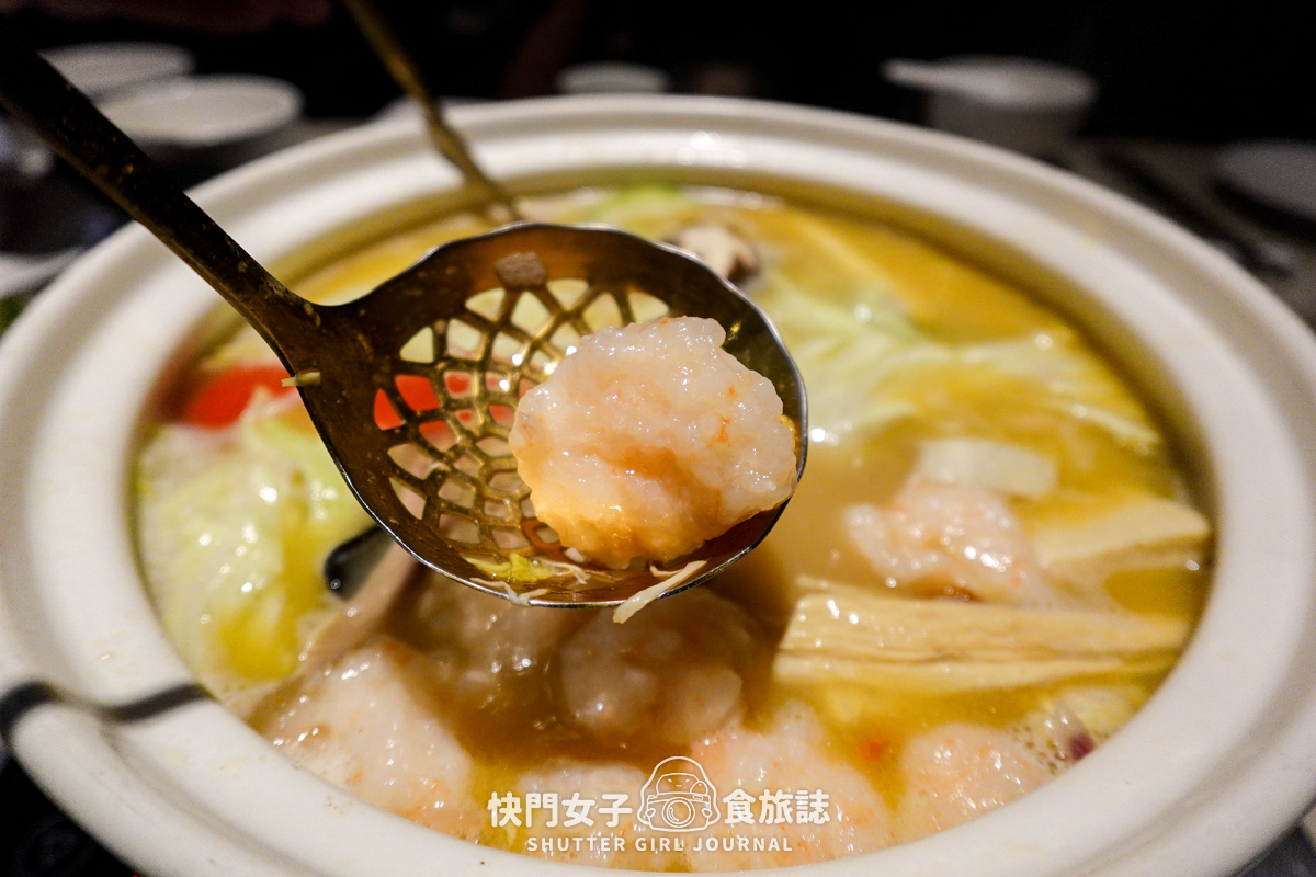 【台北大安區】如嬌花膠雞鍋物 x 沒有預定就吃不到的黃金花膠雞湯鍋 x 台北頂級雞湯 - 第35張圖 【台北大安區】如嬌花膠雞鍋物 x 沒有預定就吃不到的黃金花膠雞湯鍋 x 台北頂級雞湯