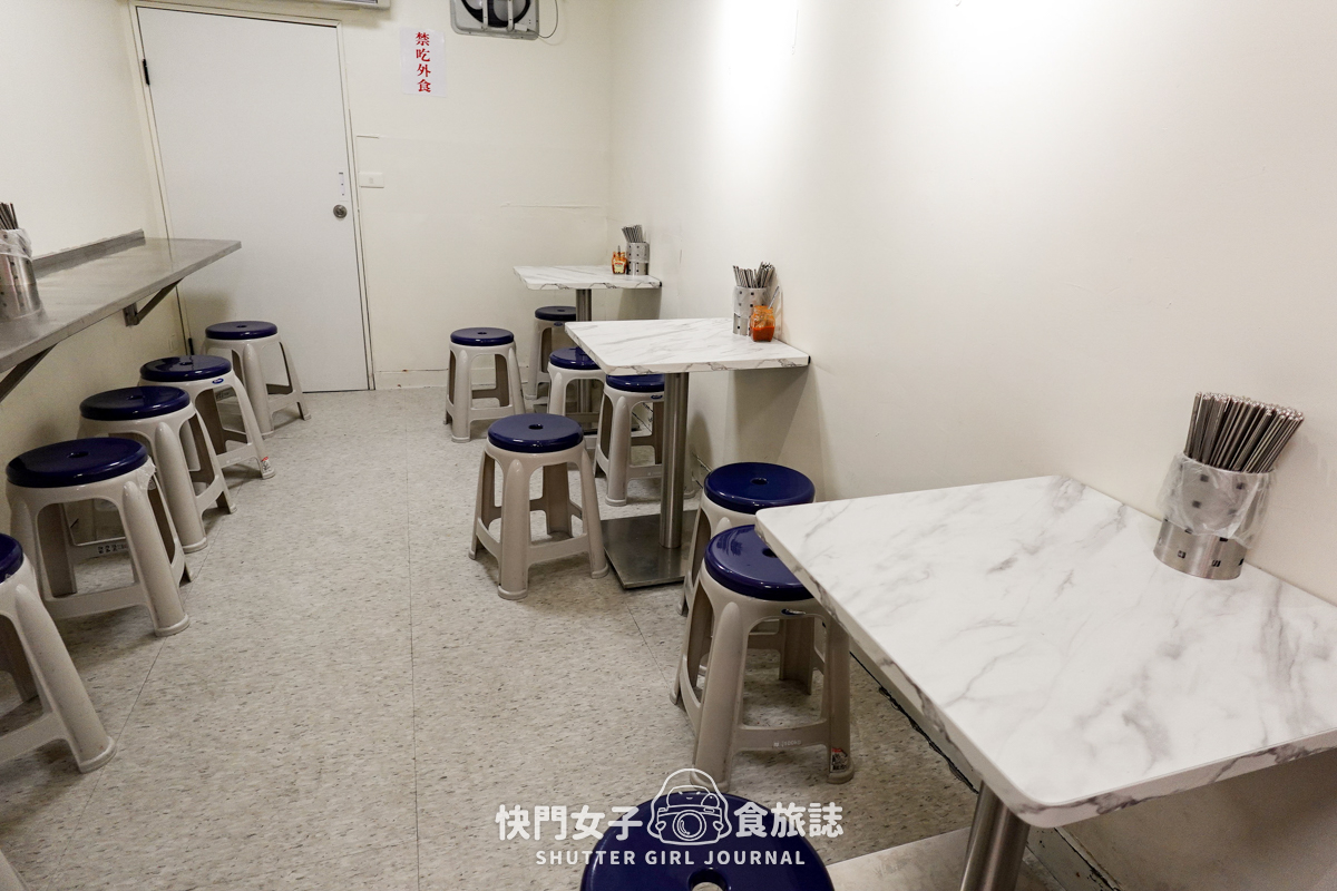【台北 大同區】賴雞蛋蚵仔煎 x 香酥焦脆雞蛋蚵仔煎 x 寧夏夜市人氣店家 - 第4張圖 【台北 大同區】賴雞蛋蚵仔煎 x 香酥焦脆雞蛋蚵仔煎 x 寧夏夜市人氣店家