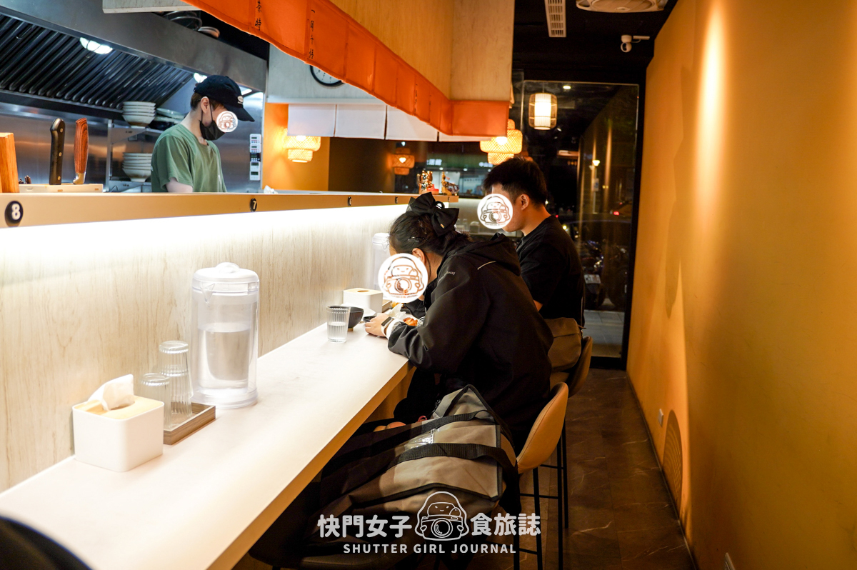 【台北 中山區】茶悟拉麵 x 以茶入湯特色拉麵 x 春雪伯爵泡系雞白湯 x 燻岩焙茶雞白湯 - 第5張圖 【台北 中山區】茶悟拉麵 x 以茶入湯特色拉麵 x 春雪伯爵泡系雞白湯 x 燻岩焙茶雞白湯