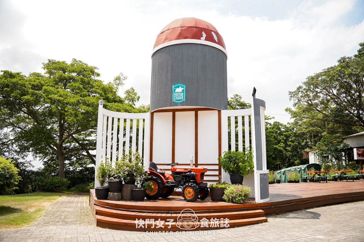 【苗栗 通霄鎮】飛牛牧場 x 體驗擠牛乳餵食小羊 x 品嚐乳製品布丁