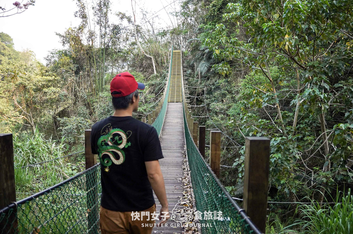 【雲林 古坑鄉】峭壁雄風 x 持明寺旁的迷你攀岩場 x 45度傾斜石壁