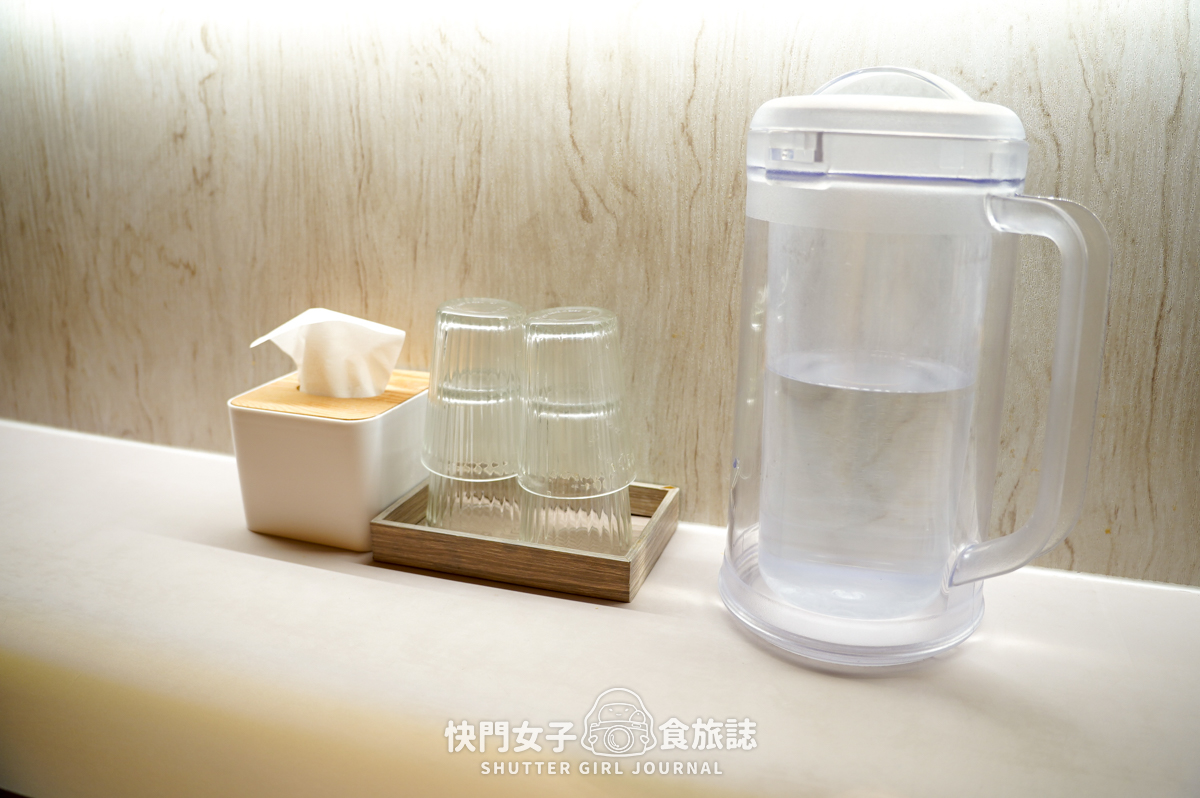 【台北 中山區】茶悟拉麵 x 以茶入湯特色拉麵 x 春雪伯爵泡系雞白湯 x 燻岩焙茶雞白湯 - 第6張圖 【台北 中山區】茶悟拉麵 x 以茶入湯特色拉麵 x 春雪伯爵泡系雞白湯 x 燻岩焙茶雞白湯