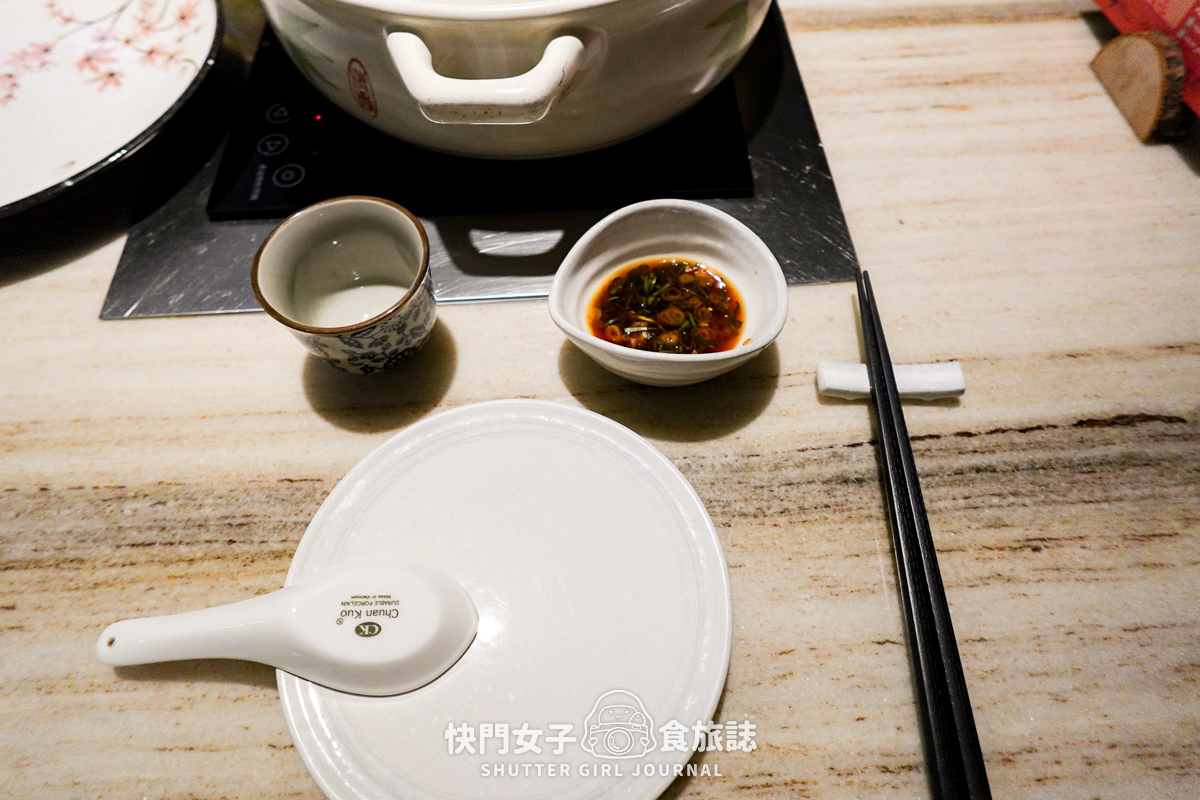 【台北大安區】如嬌花膠雞鍋物 x 沒有預定就吃不到的黃金花膠雞湯鍋 x 台北頂級雞湯 - 第6張圖 【台北大安區】如嬌花膠雞鍋物 x 沒有預定就吃不到的黃金花膠雞湯鍋 x 台北頂級雞湯
