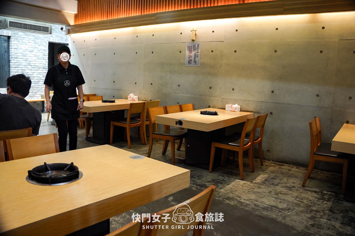 【彰化 溪湖鎮】阿秀羊肉爐 x 中藥羊肉湯頭 x 軟嫩羊三層肉 x 巨大羊龍骨 - 第6張圖 【彰化 溪湖鎮】阿秀羊肉爐 x 中藥羊肉湯頭 x 軟嫩羊三層肉 x 巨大羊龍骨