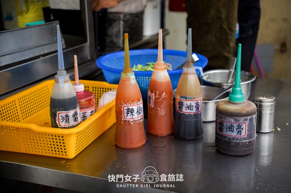 【澎湖 】遊局口蔥油餅 x 馬公熱門排隊美食 x 超酥脆小黃瓜起司蔥油餅 - 第9張圖 【澎湖 】遊局口蔥油餅 x 馬公熱門排隊美食 x 超酥脆小黃瓜起司蔥油餅