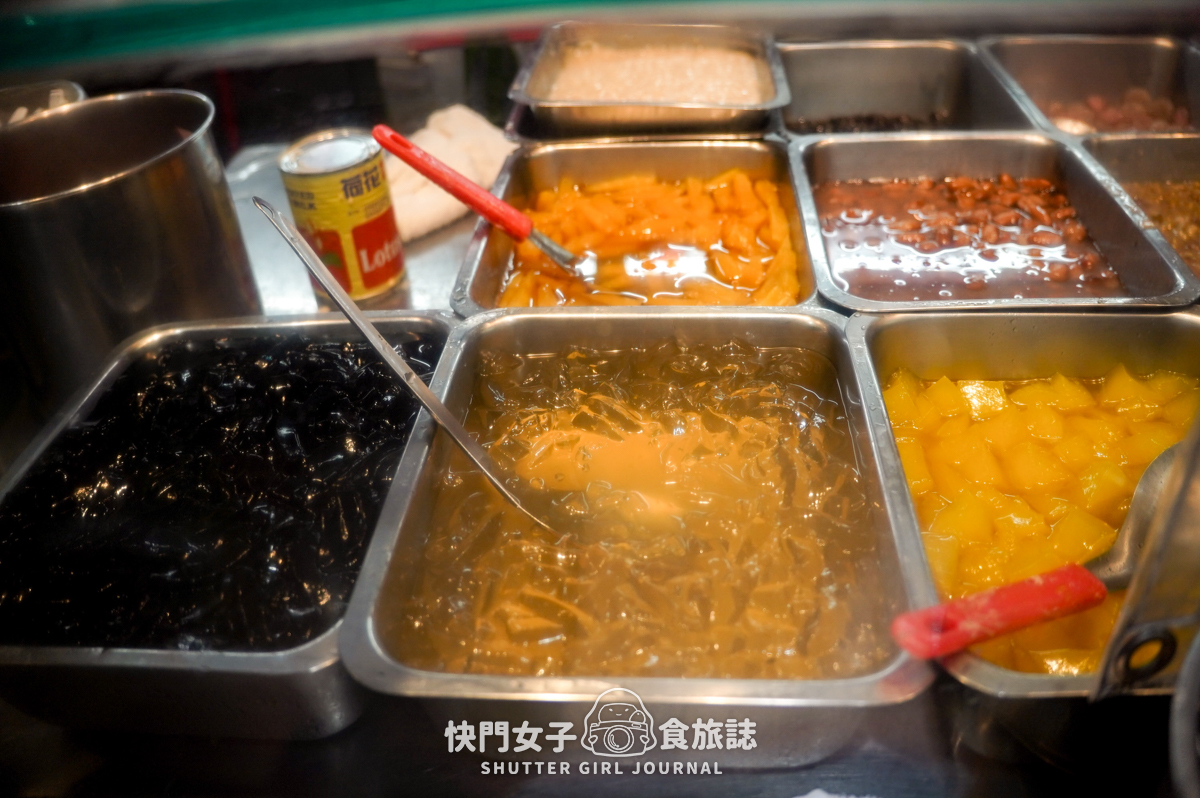 【台北 萬華區】龍都冰菓專業家 x 龍山寺熱門冰店 x 古早味清冰配玉米粒 - 第14張圖 【台北 萬華區】龍都冰菓專業家 x 龍山寺熱門冰店 x 古早味清冰配玉米粒
