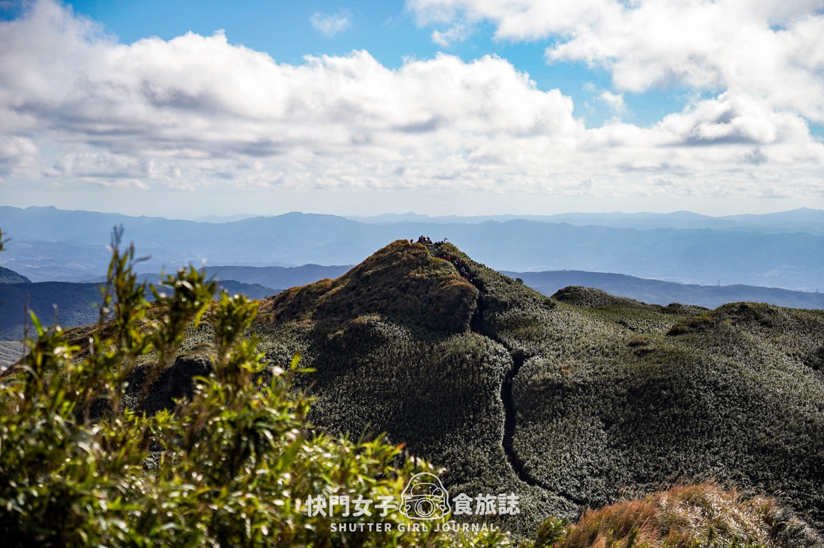 【台北大縱走第三段】台北最高峰七星山 x 橫跨擎天崗大草原 x 地形多變風景優美 - 第18張圖 【台北大縱走第三段】台北最高峰七星山 x 橫跨擎天崗大草原 x 地形多變風景優美