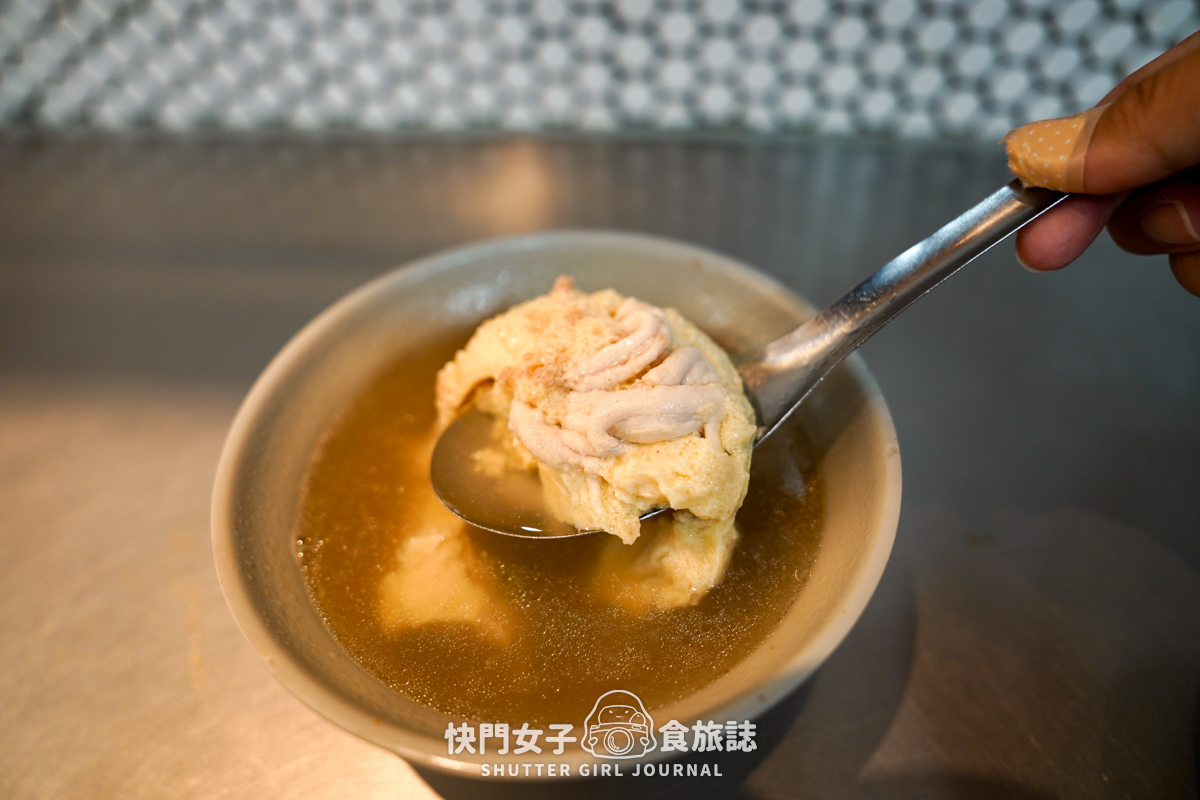 【彰化 彰化市】阿三肉圓 x 酥脆外皮炸肉圓 x 特色綿密龍骨髓湯 - 第21張圖 【彰化 彰化市】阿三肉圓 x 酥脆外皮炸肉圓 x 特色綿密龍骨髓湯