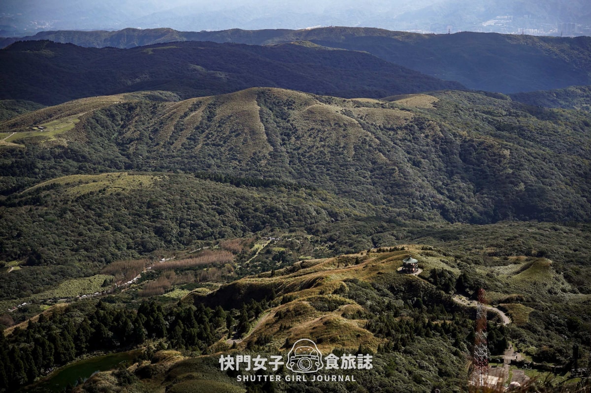 【台北大縱走第三段】台北最高峰七星山 x 橫跨擎天崗大草原 x 地形多變風景優美 - 第21張圖 【台北大縱走第三段】台北最高峰七星山 x 橫跨擎天崗大草原 x 地形多變風景優美
