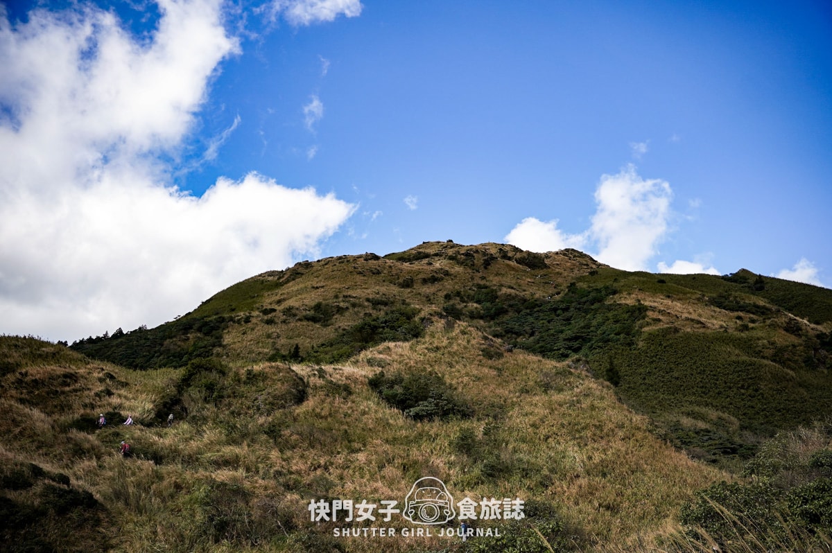 【台北大縱走第三段】台北最高峰七星山 x 橫跨擎天崗大草原 x 地形多變風景優美 - 第25張圖 【台北大縱走第三段】台北最高峰七星山 x 橫跨擎天崗大草原 x 地形多變風景優美
