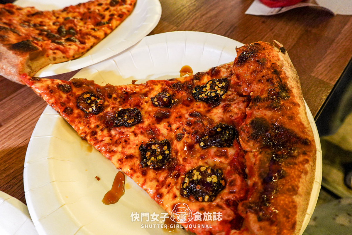 【台北 大安區】The Slice Shop pizza x 通化夜市站著吃的pizza x 解鎖全品項披薩 - 第20張圖 【台北 大安區】The Slice Shop pizza x 通化夜市站著吃的pizza x 解鎖全品項披薩