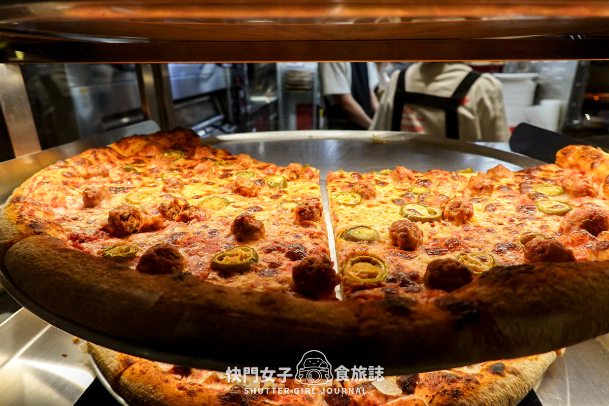 【台北 大安區】The Slice Shop pizza x 通化夜市站著吃的pizza x 解鎖全品項披薩 - 第22張圖 【台北 大安區】The Slice Shop pizza x 通化夜市站著吃的pizza x 解鎖全品項披薩