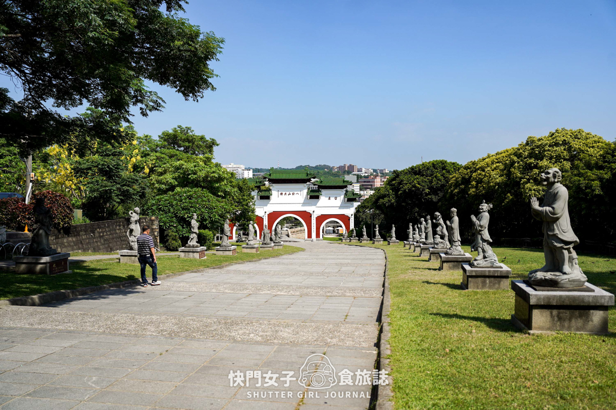 【彰化 彰化市】八卦山大佛風景區 x 22公尺巨大釋迦牟尼佛 x 灰面鵟鷹主題館 - 第42張圖 【彰化 彰化市】八卦山大佛風景區 x 22公尺巨大釋迦牟尼佛 x 灰面鵟鷹主題館
