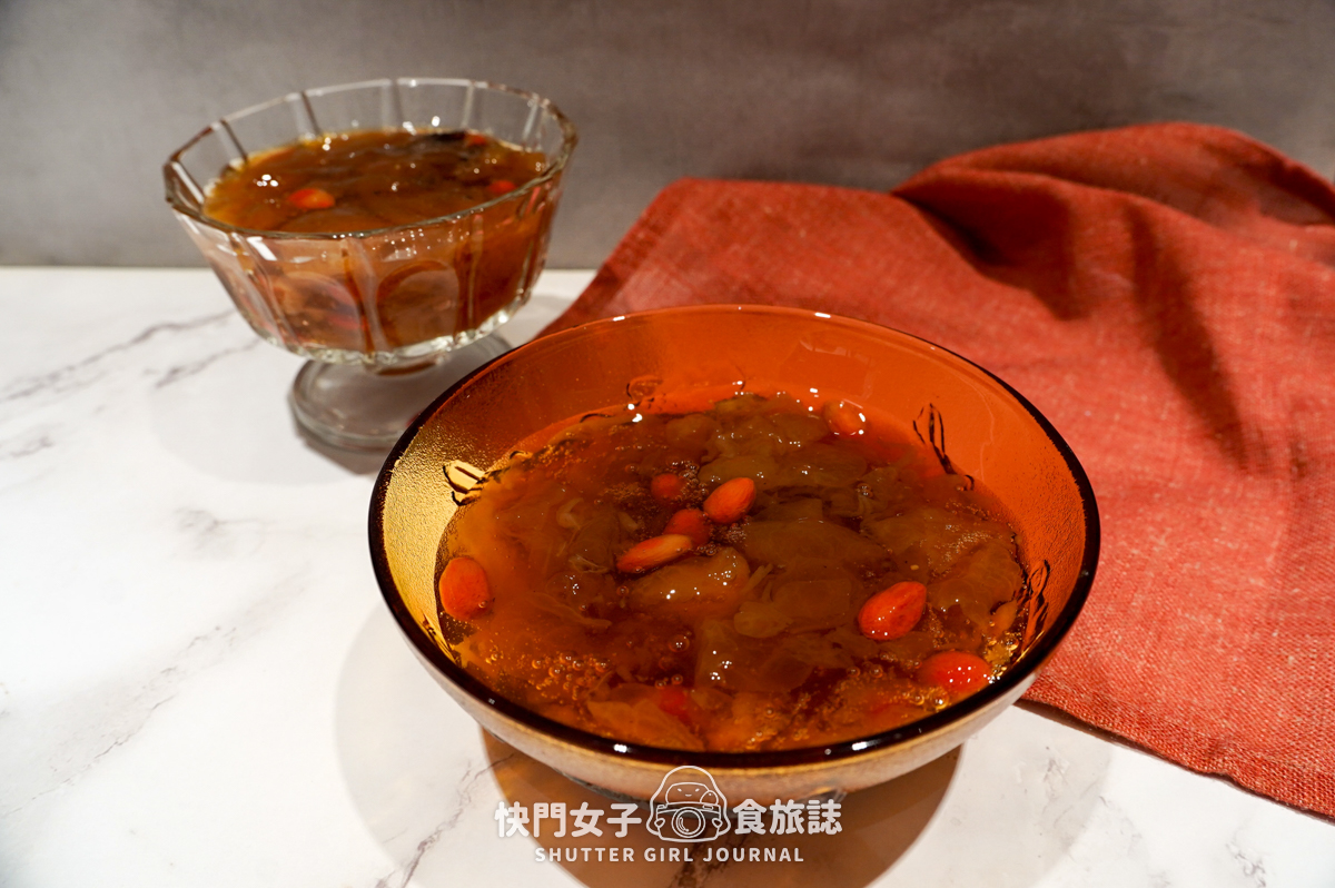 【燉銀耳羹】咱倆 Ourlulu燉銀耳羹開箱 x 低熱量濃郁銀耳 x 退冰即可食用超方便