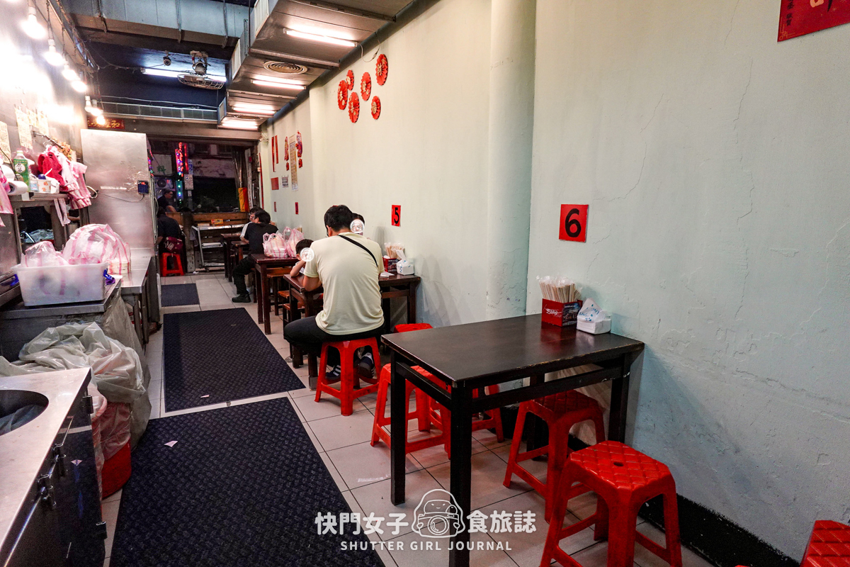【台北 南港區】北大荒水餃店 x 南港人氣超大水餃 x 被滷味耽誤的餃子店? - 第11張圖 【台北 南港區】北大荒水餃店 x 南港人氣超大水餃 x 被滷味耽誤的餃子店?