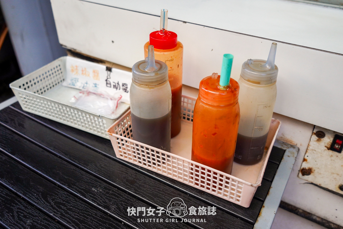 【台北 南港區】傳說水煎包 x 餡料超滿的人氣辣子雞丁煎包 x 鮮肉煎包 x 只販售早上的梅干扣肉包 - 第11張圖 【台北 南港區】傳說水煎包 x 餡料超滿的人氣辣子雞丁煎包 x 鮮肉煎包 x 只販售早上的梅干扣肉包