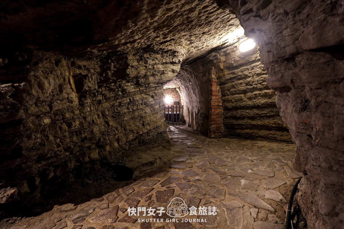 【基隆 中正區】信二防空洞 x 探訪深度22公尺防空洞 x 欣賞基隆風景 - 第13張圖 【基隆 中正區】信二防空洞 x 探訪深度22公尺防空洞 x 欣賞基隆風景