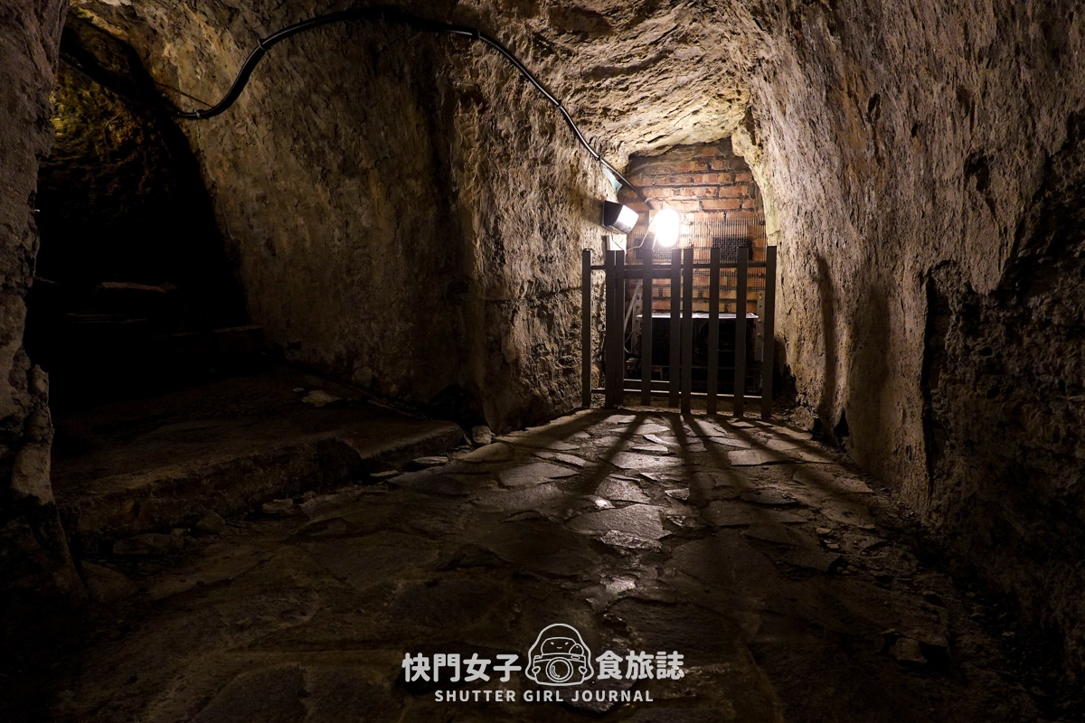 【基隆 中正區】信二防空洞 x 探訪深度22公尺防空洞 x 欣賞基隆風景 - 第14張圖 【基隆 中正區】信二防空洞 x 探訪深度22公尺防空洞 x 欣賞基隆風景