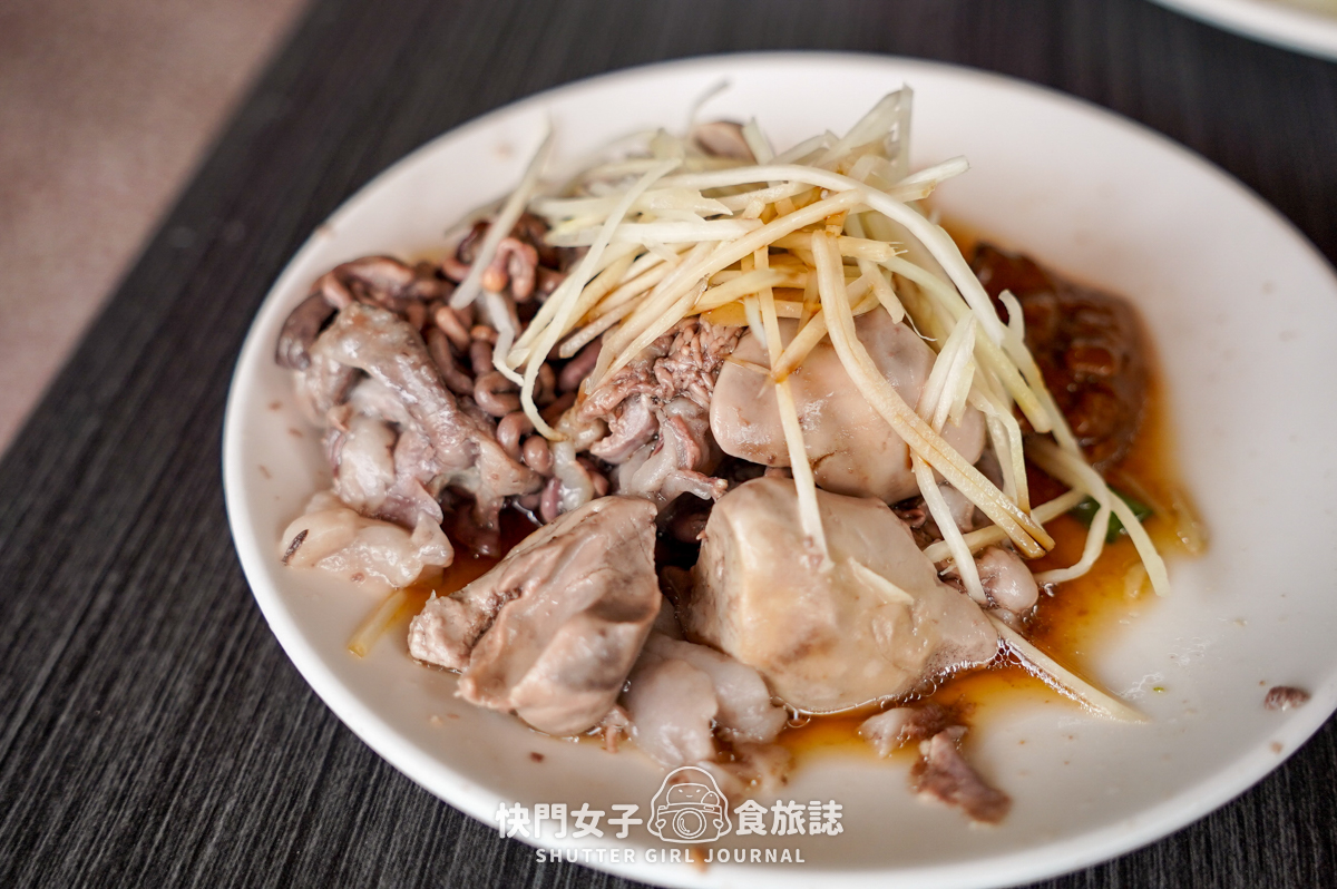 【台南 中西區】阿和肉燥飯 x 肥瘦綜合肉燥飯 x 油條魚肚湯 x 限量魚腸