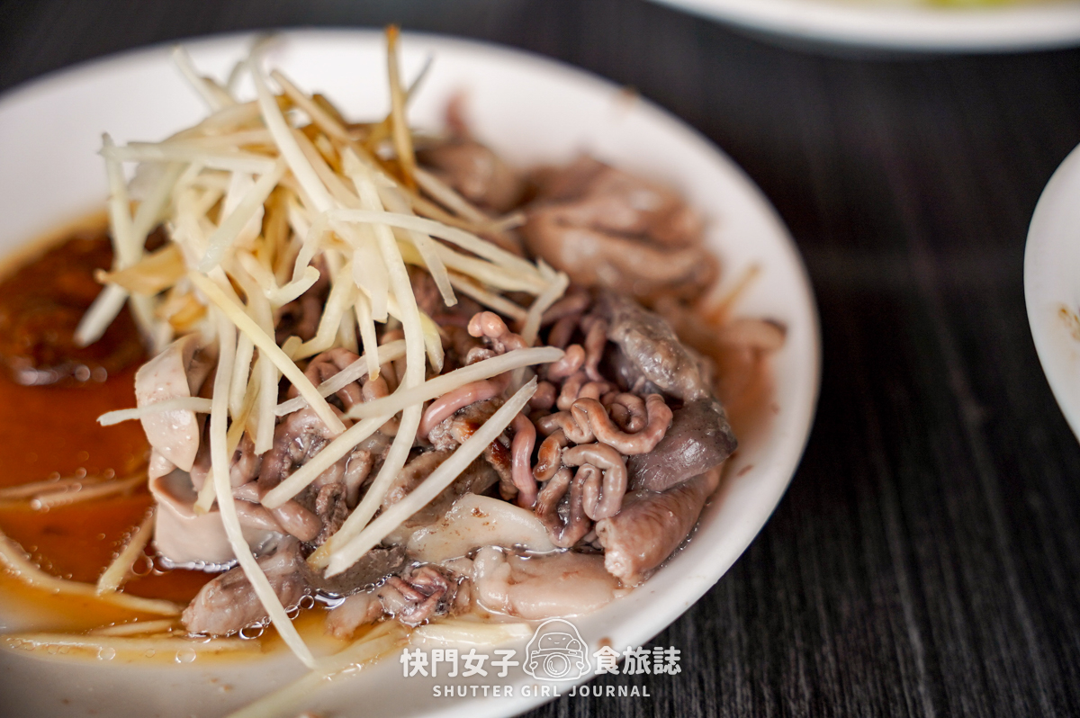 【台南 中西區】阿和肉燥飯 x 肥瘦綜合肉燥飯 x 油條魚肚湯 x 限量魚腸