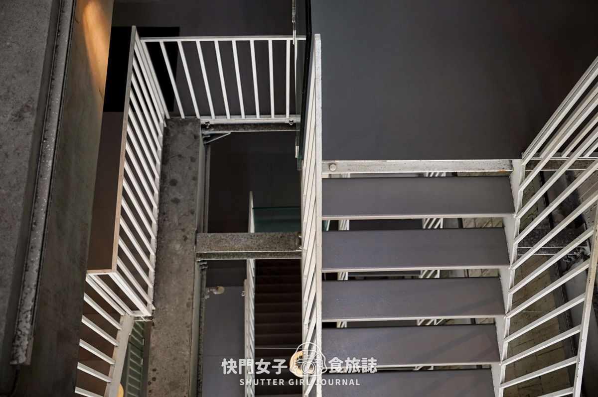 【台南 中西區】南埕衖事 x 日本建築師藤本壯介打造樓梯錯位大樓 - 第16張圖 【台南 中西區】南埕衖事 x 日本建築師藤本壯介打造樓梯錯位大樓