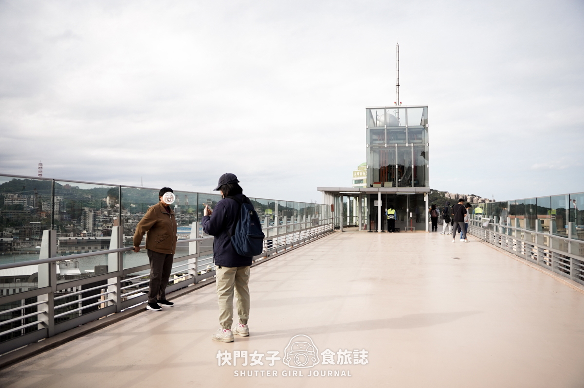 【基隆 中正區】信二防空洞 x 探訪深度22公尺防空洞 x 欣賞基隆風景 - 第19張圖 【基隆 中正區】信二防空洞 x 探訪深度22公尺防空洞 x 欣賞基隆風景