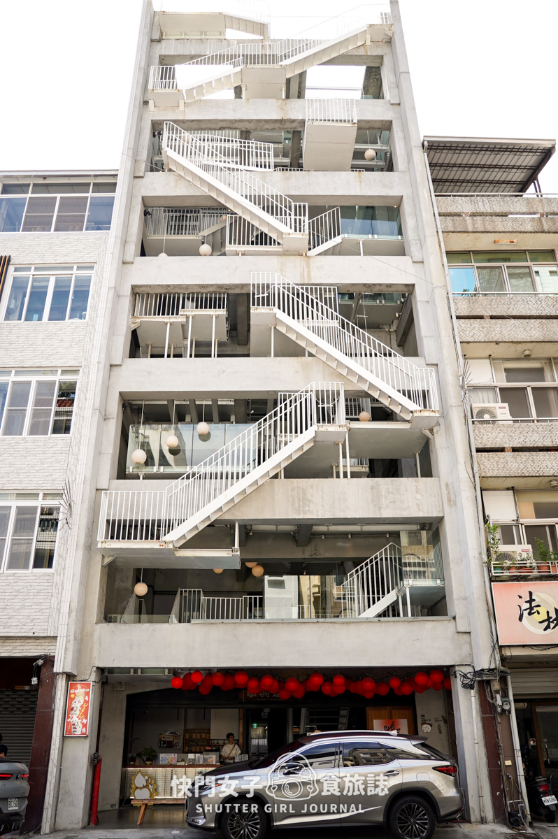 【台南 中西區】南埕衖事 x 日本建築師藤本壯介打造樓梯錯位大樓 - 第2張圖 【台南 中西區】南埕衖事 x 日本建築師藤本壯介打造樓梯錯位大樓