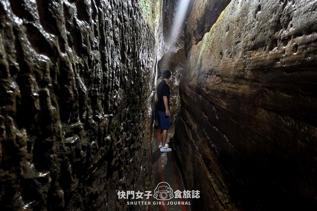 【基隆 中山區】基隆八景仙洞巖 x 天然海蝕洞穴 x 探訪佛手洞巨佛之手 - 第22張圖 【基隆 中山區】基隆八景仙洞巖 x 天然海蝕洞穴 x 探訪佛手洞巨佛之手