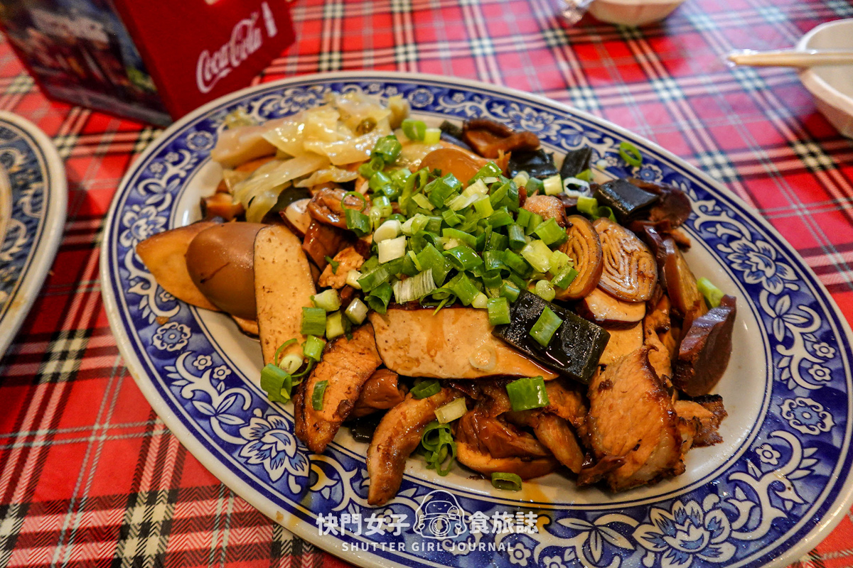 【台北 南港區】北大荒水餃店 x 南港人氣超大水餃 x 被滷味耽誤的餃子店? - 第23張圖 【台北 南港區】北大荒水餃店 x 南港人氣超大水餃 x 被滷味耽誤的餃子店?