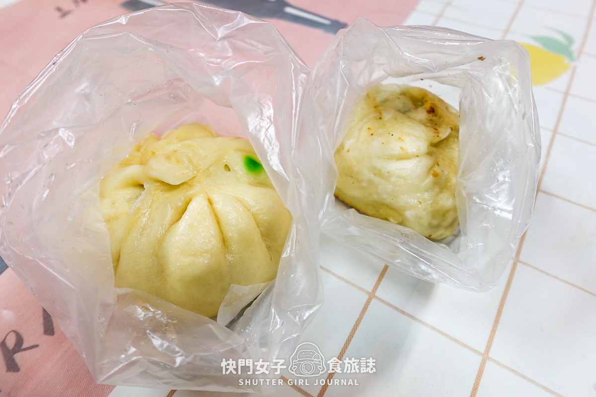 【台北 南港區】傳說水煎包 x 餡料超滿的人氣辣子雞丁煎包 x 鮮肉煎包 x 只販售早上的梅干扣肉包 - 第27張圖 【台北 南港區】傳說水煎包 x 餡料超滿的人氣辣子雞丁煎包 x 鮮肉煎包 x 只販售早上的梅干扣肉包