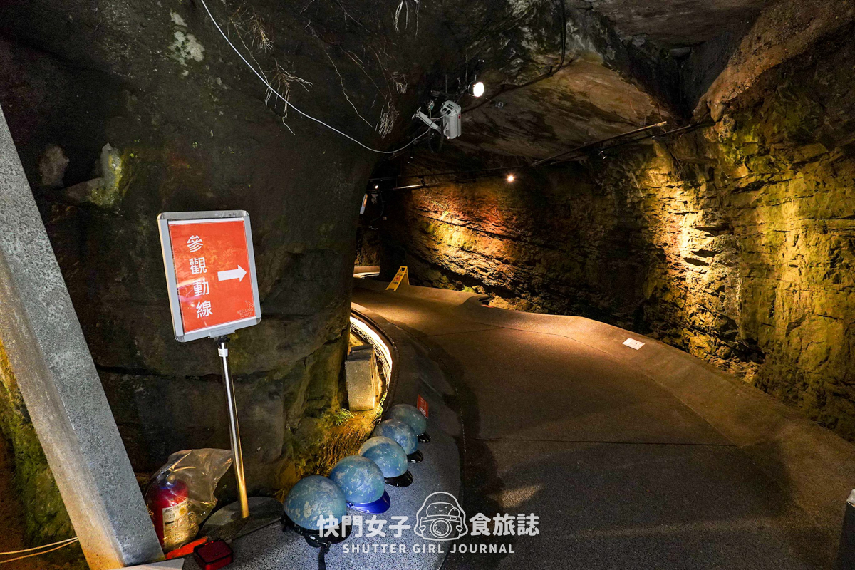 【基隆 中正區】信二防空洞 x 探訪深度22公尺防空洞 x 欣賞基隆風景 - 第5張圖 【基隆 中正區】信二防空洞 x 探訪深度22公尺防空洞 x 欣賞基隆風景