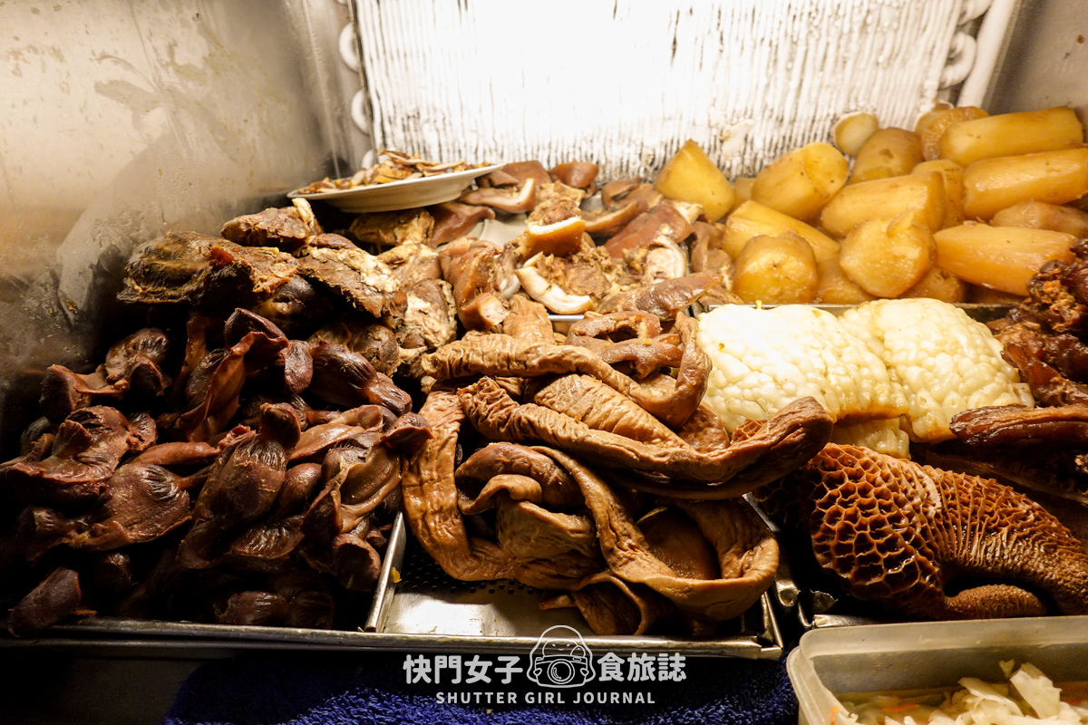 【台北 南港區】北大荒水餃店 x 南港人氣超大水餃 x 被滷味耽誤的餃子店? - 第9張圖 【台北 南港區】北大荒水餃店 x 南港人氣超大水餃 x 被滷味耽誤的餃子店?